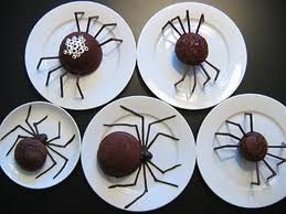 Creepy Spider Cakes — Creepy Halloween Meal